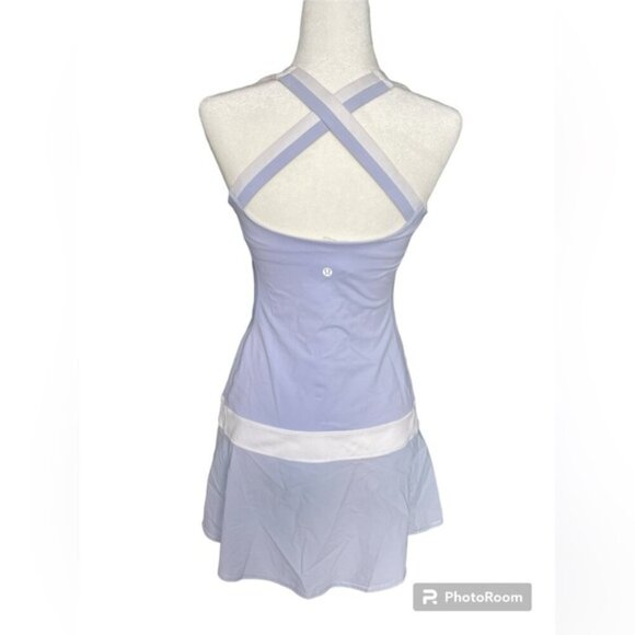 NWT Lululemon Hot Hitter Dress - Cool Breeze / White - Size 8 - Picture 2 of 5